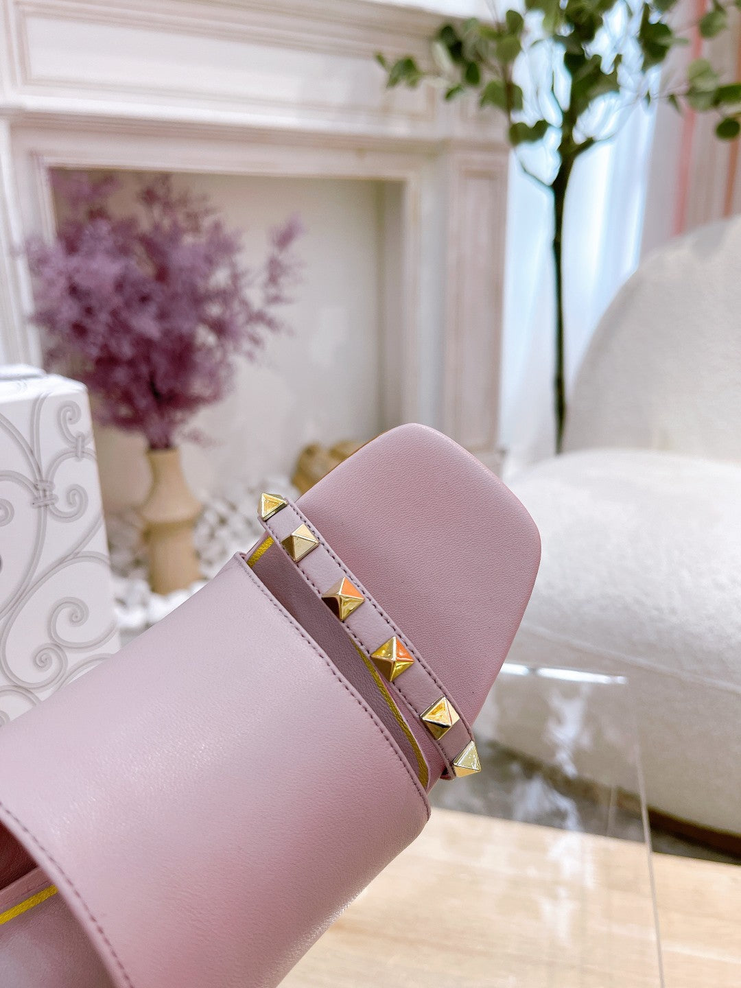 ROCKSTUD TOWER-HEEL MULES IN BABY PINK CALFSKIN 7 CM - 34