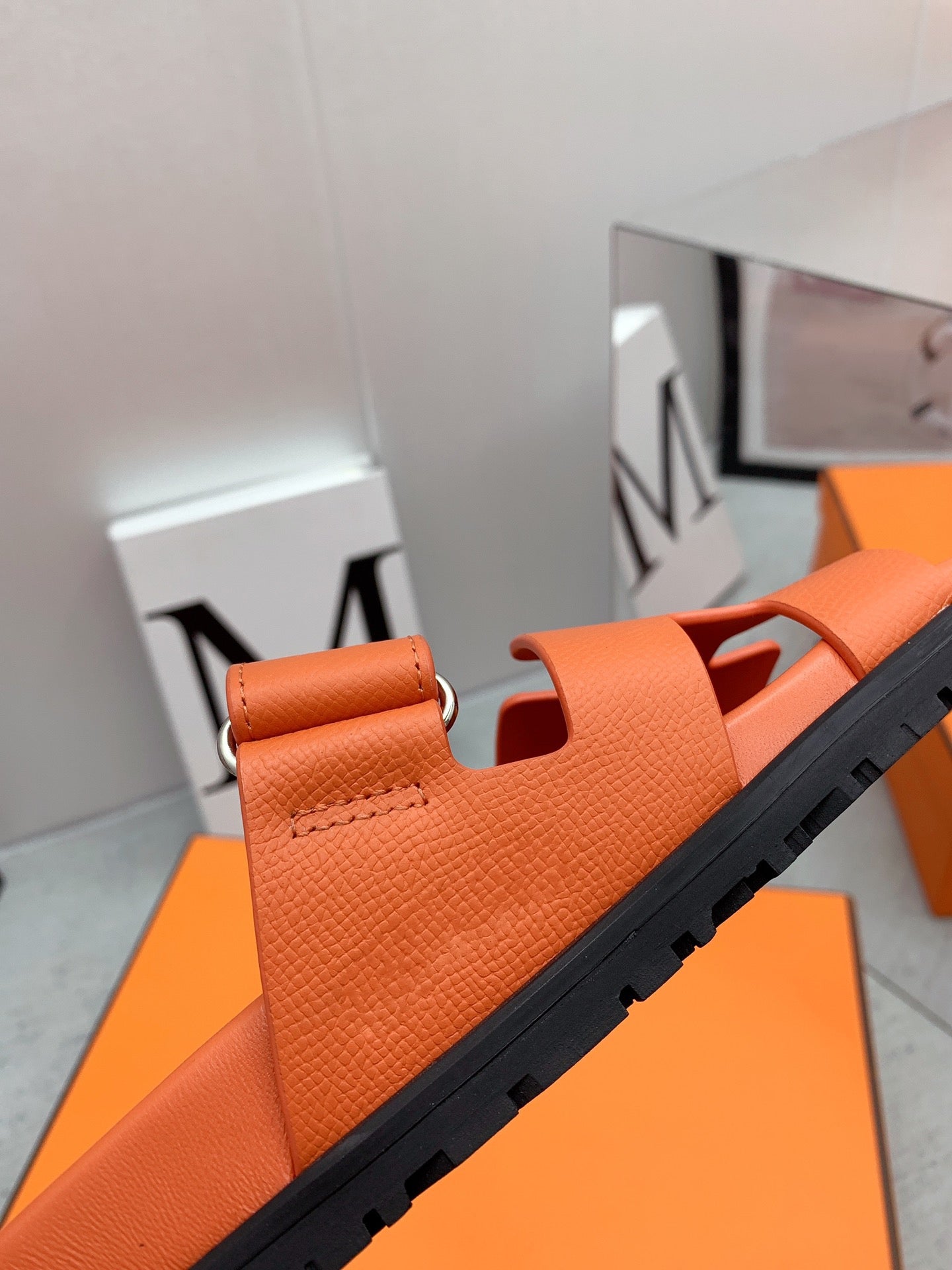 Chypre Sandal Orange - 35