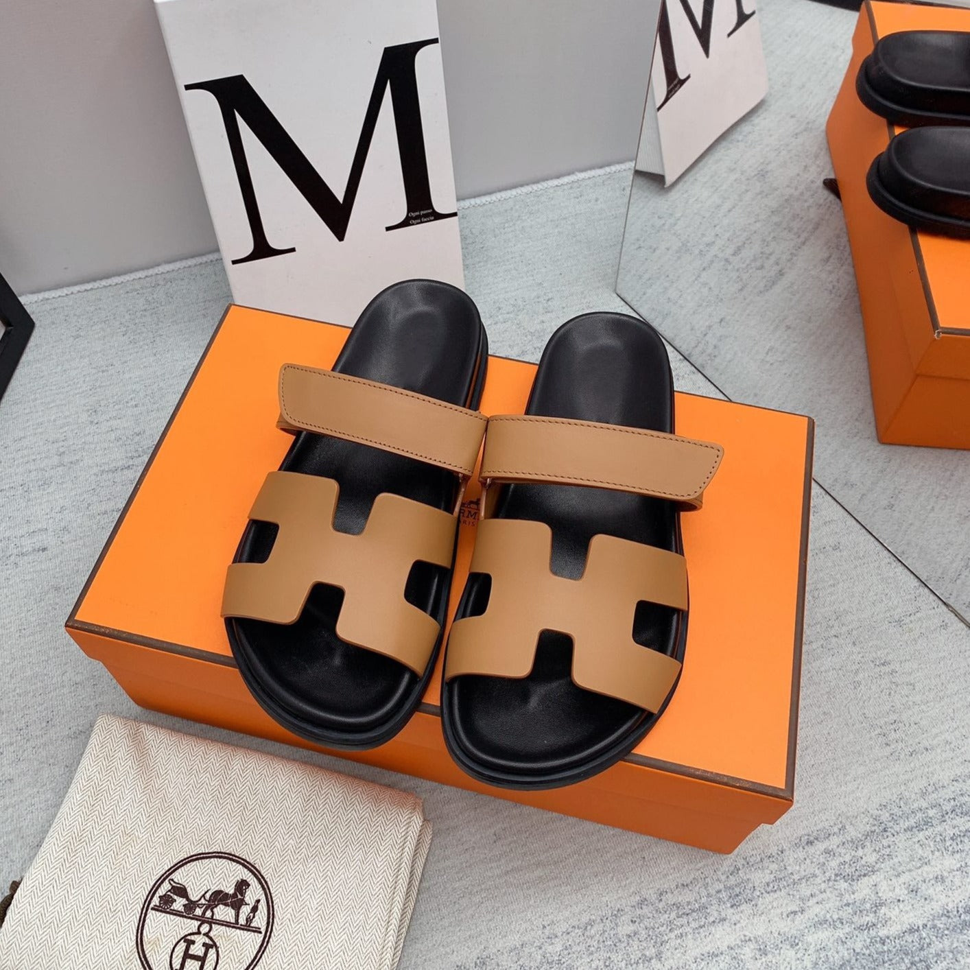 Chypre Sandal Gold - 35