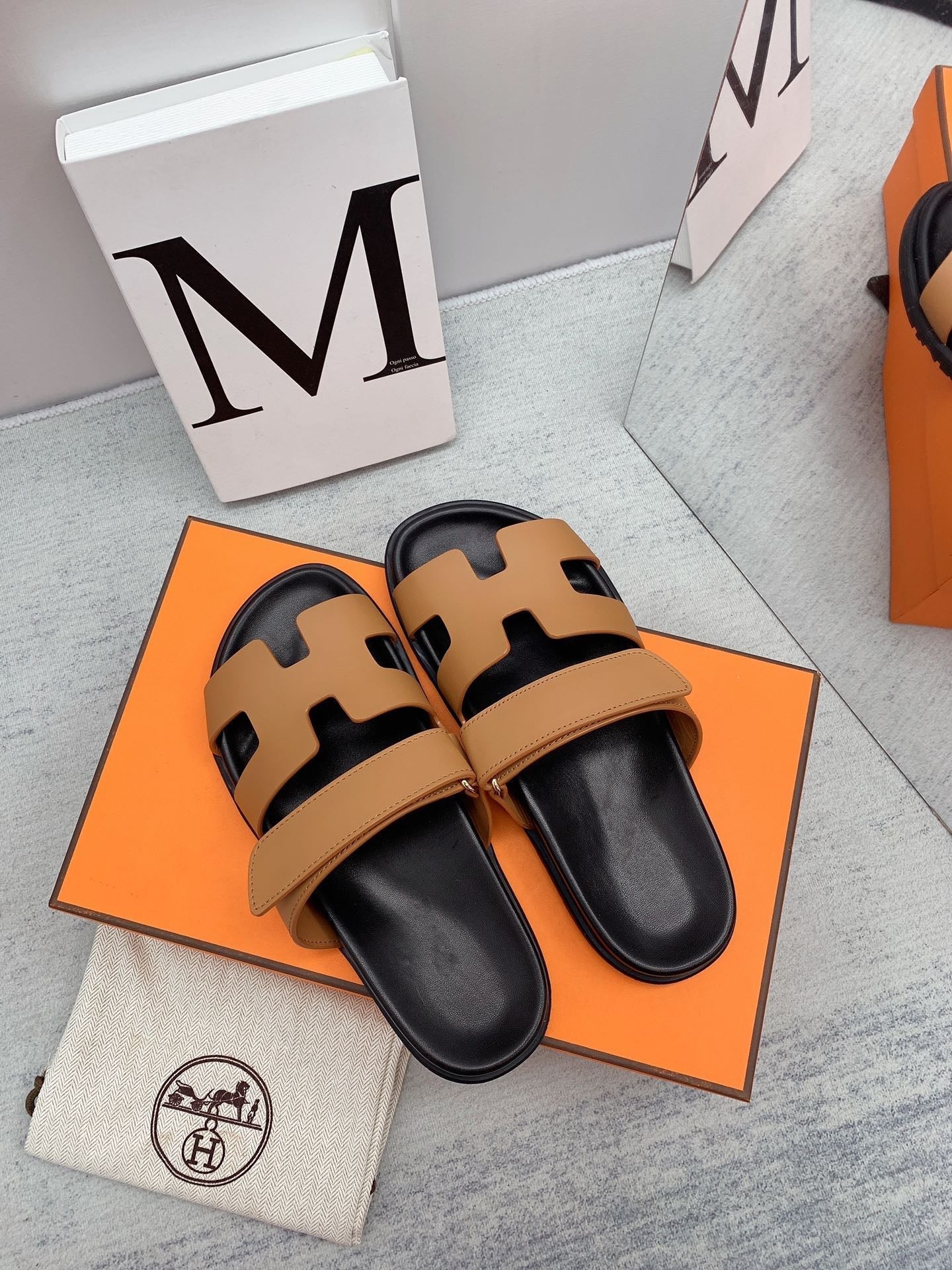 Chypre Sandal Gold - 35