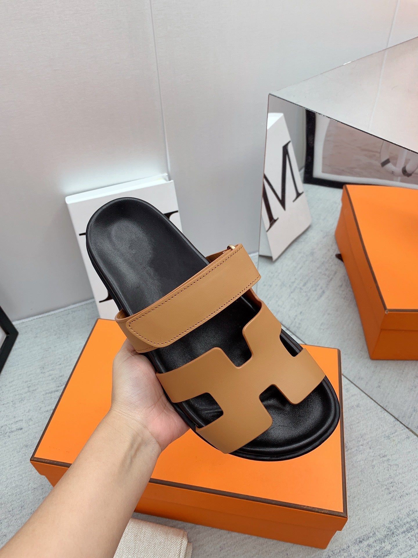 Chypre Sandal Gold - 35