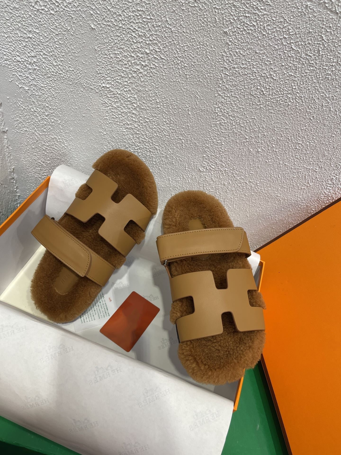 Chypre Sandal Gold shearling insole Gold goatskin lining - 35
