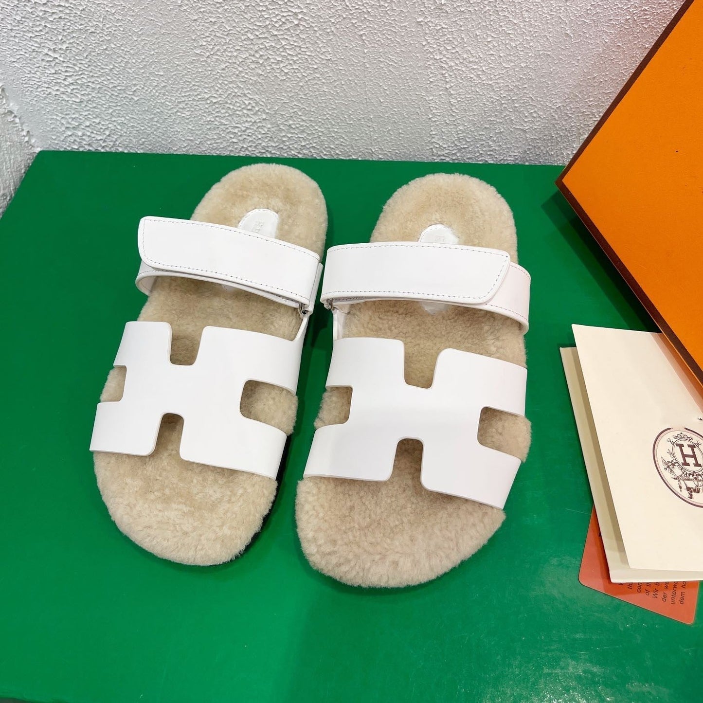 Chypre Sandal White shearling insole White goatskin lining - 35