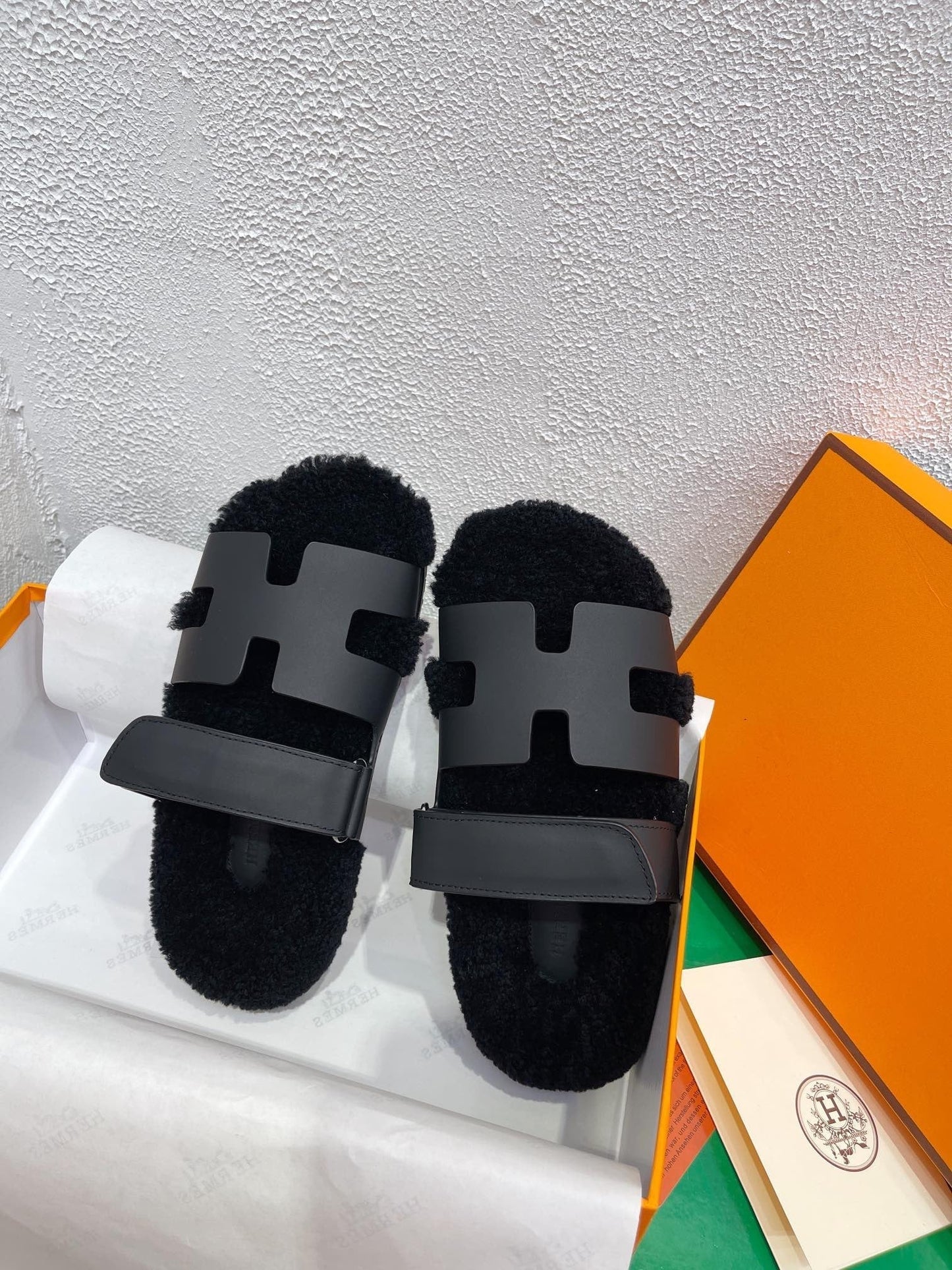 Chypre Sandal Black shearling insole Black goatskin lining - 35