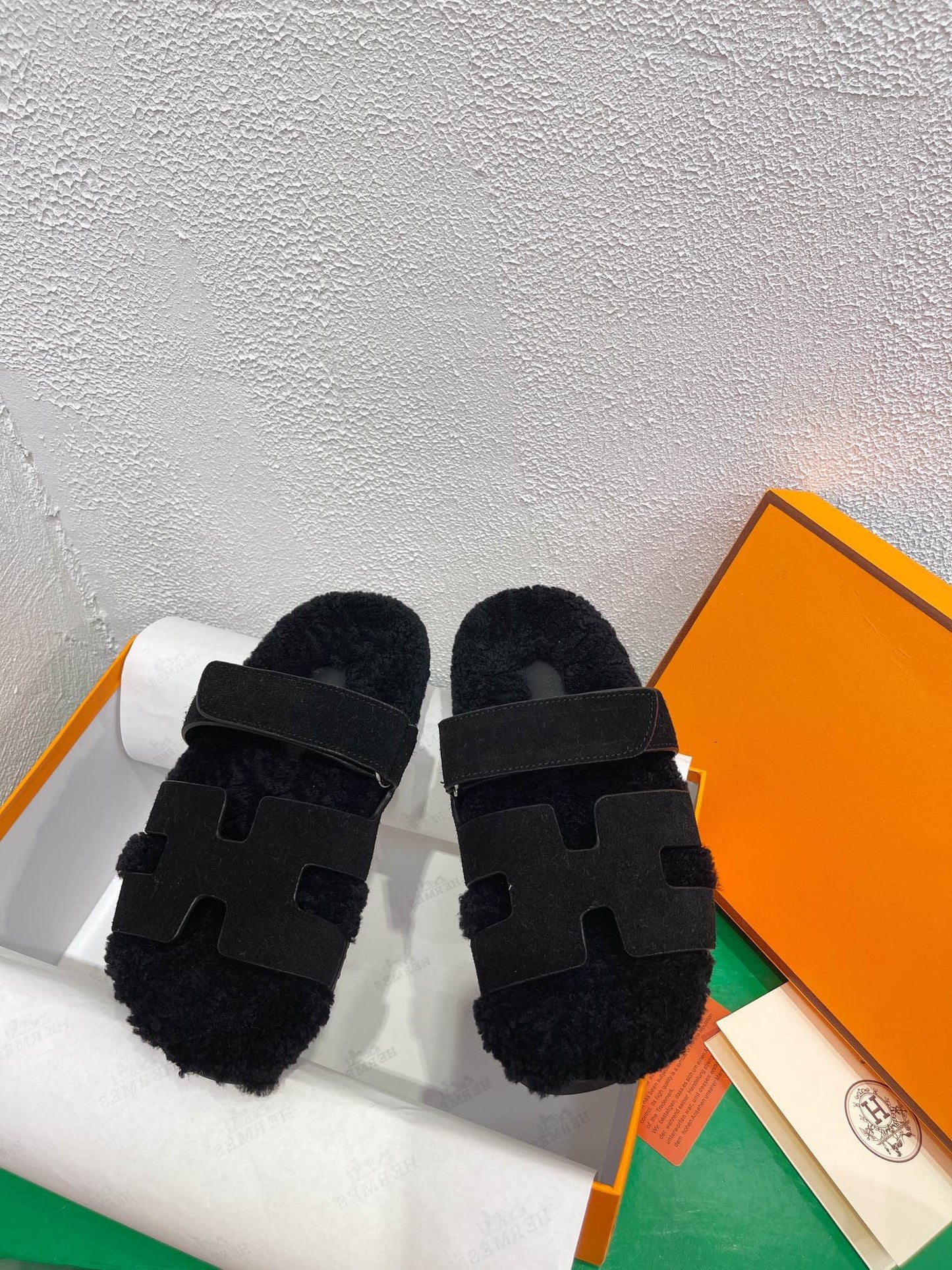 Chypre Sandal Black shearling insole Black Velvet leather lining - 35