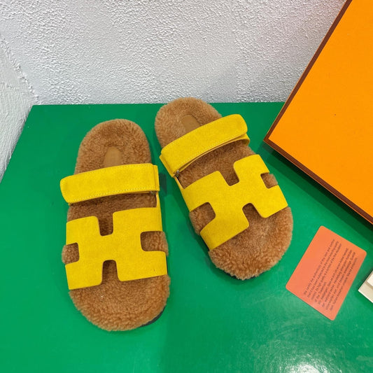 Chypre Sandal Gold shearling insole Yellow Velvet leather lining - 35