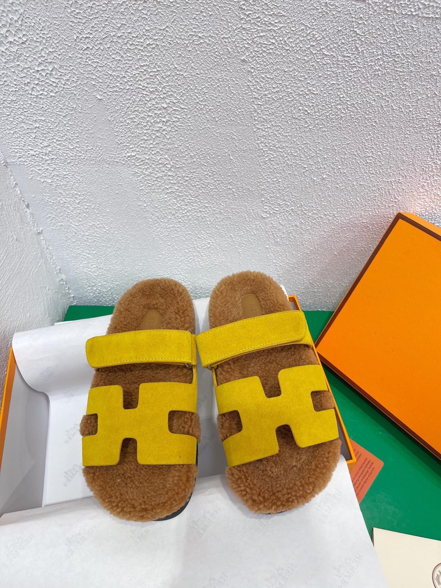 Chypre Sandal Gold shearling insole Yellow Velvet leather lining - 35