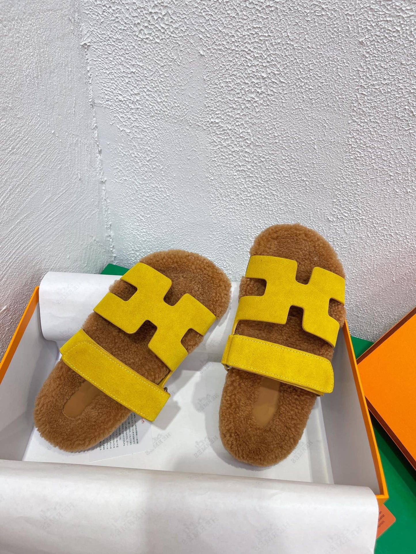 Chypre Sandal Gold shearling insole Yellow Velvet leather lining - 35
