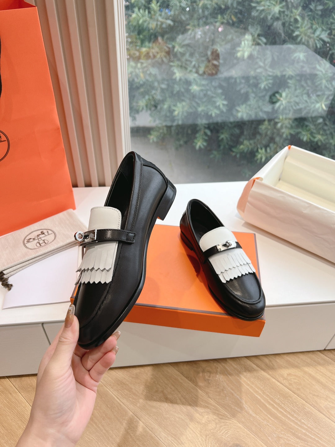 Destin Loafer Black Goatskin with White Fringe Detail - 35