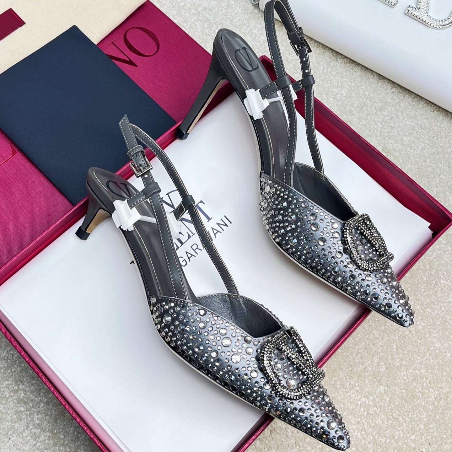 Vlogo Signature Slingback Black Calfskin With Crystals - 35 / 4cm