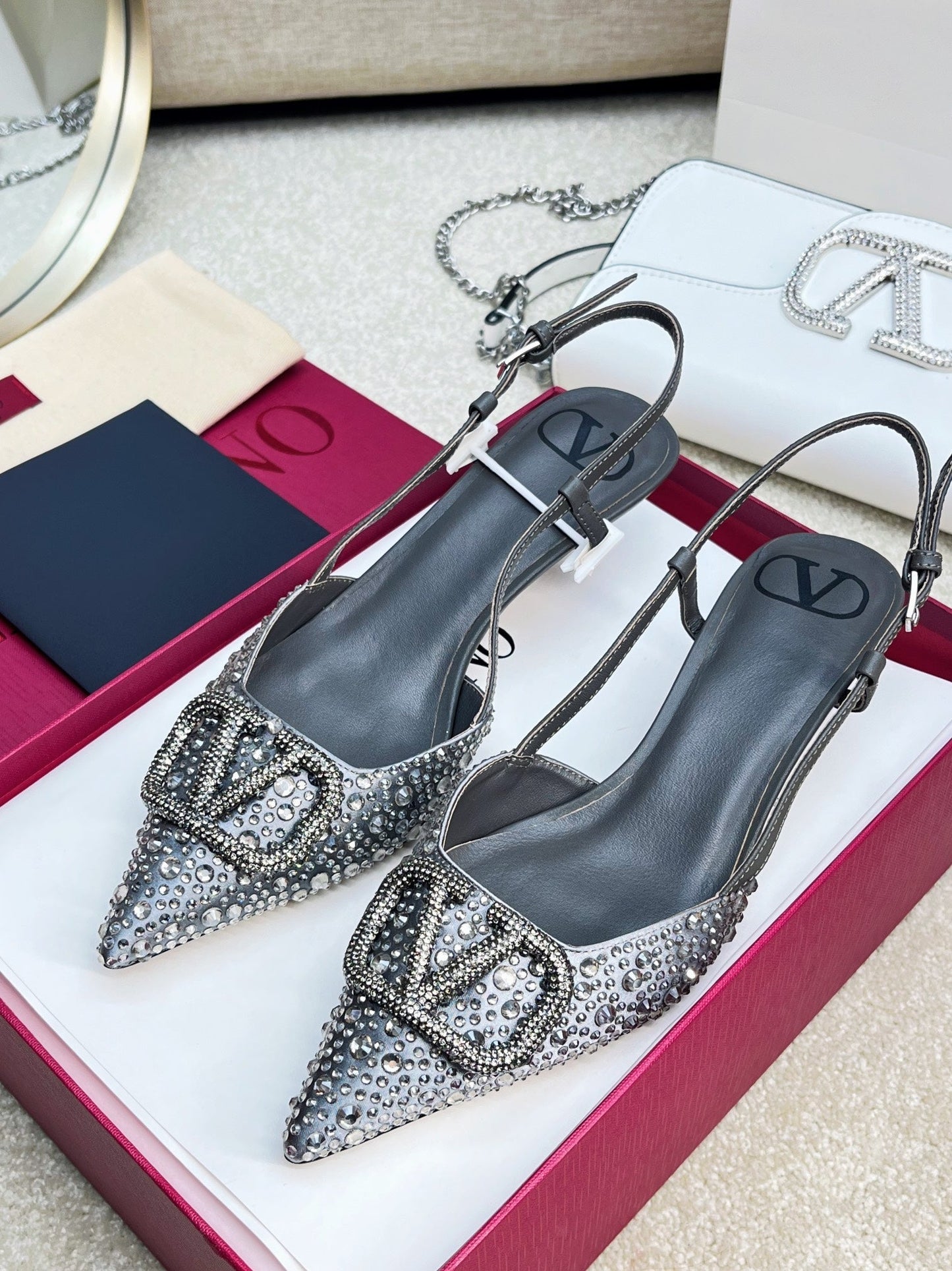 Vlogo Signature Slingback Black Calfskin With Crystals - 35 / 4cm