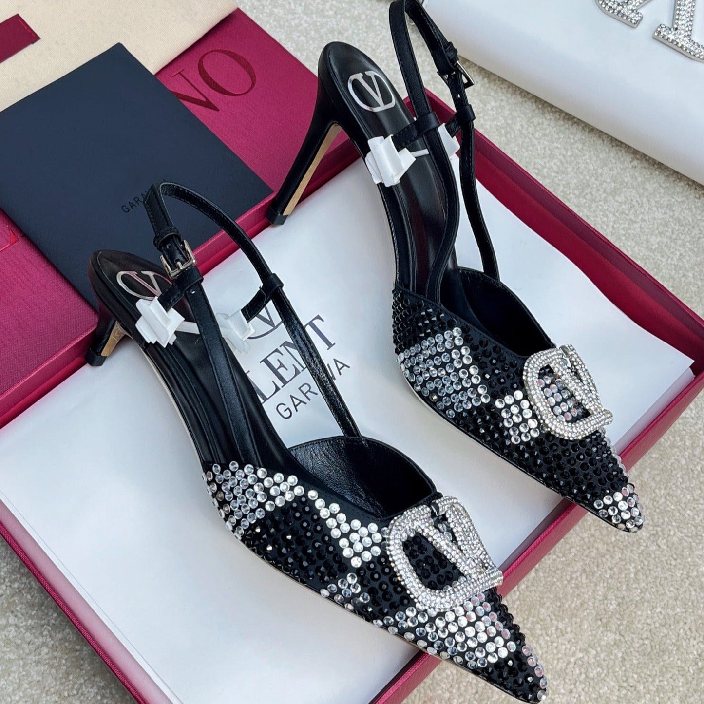 Vlogo Signature Slingback Black Calfskin With Crystals Caro - 35 / 4cm