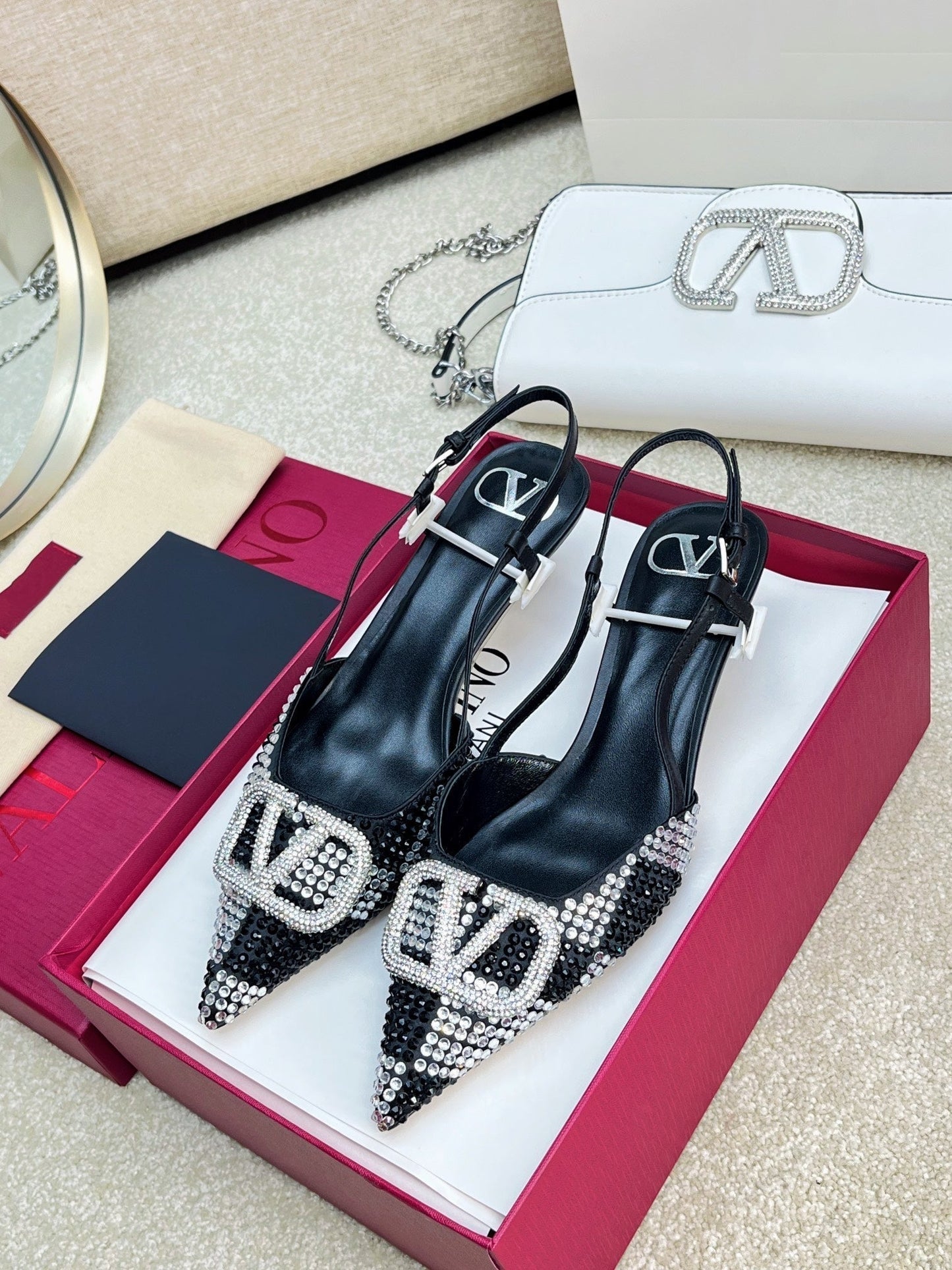 Vlogo Signature Slingback Black Calfskin With Crystals Caro - 35 / 4cm