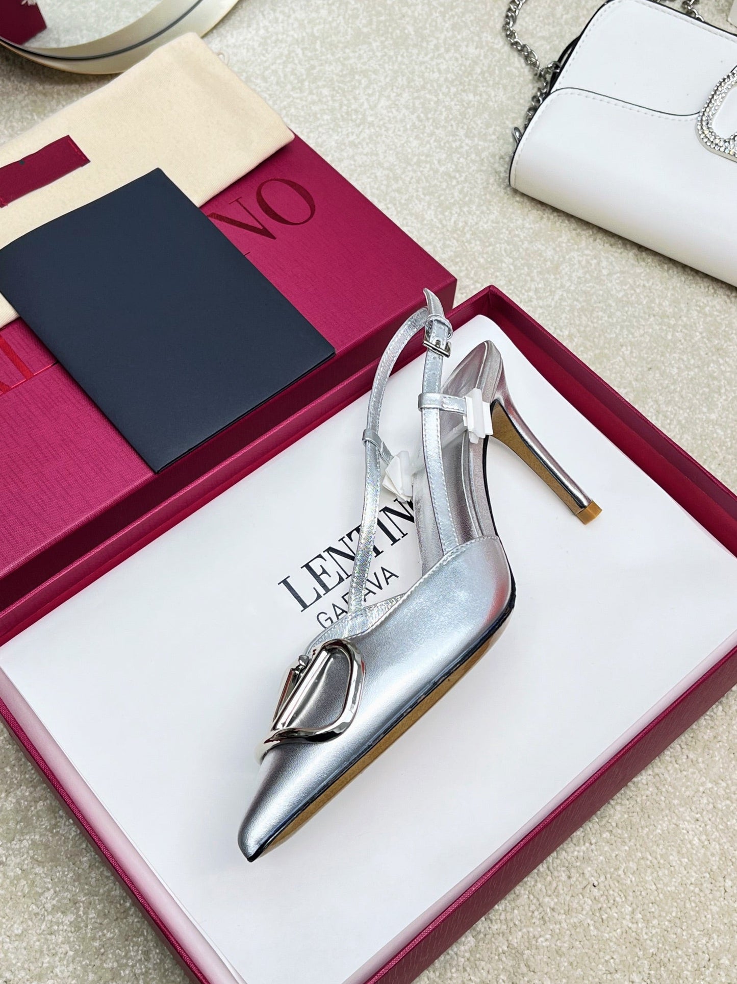 Vlogo Signature Slingback Silver Calfskin - 35 / 4cm