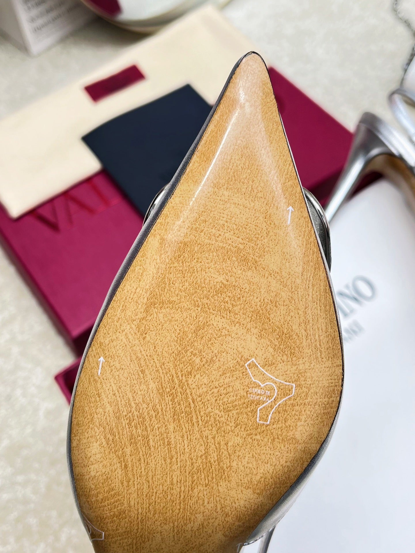 Vlogo Signature Slingback Silver Calfskin - 35 / 4cm
