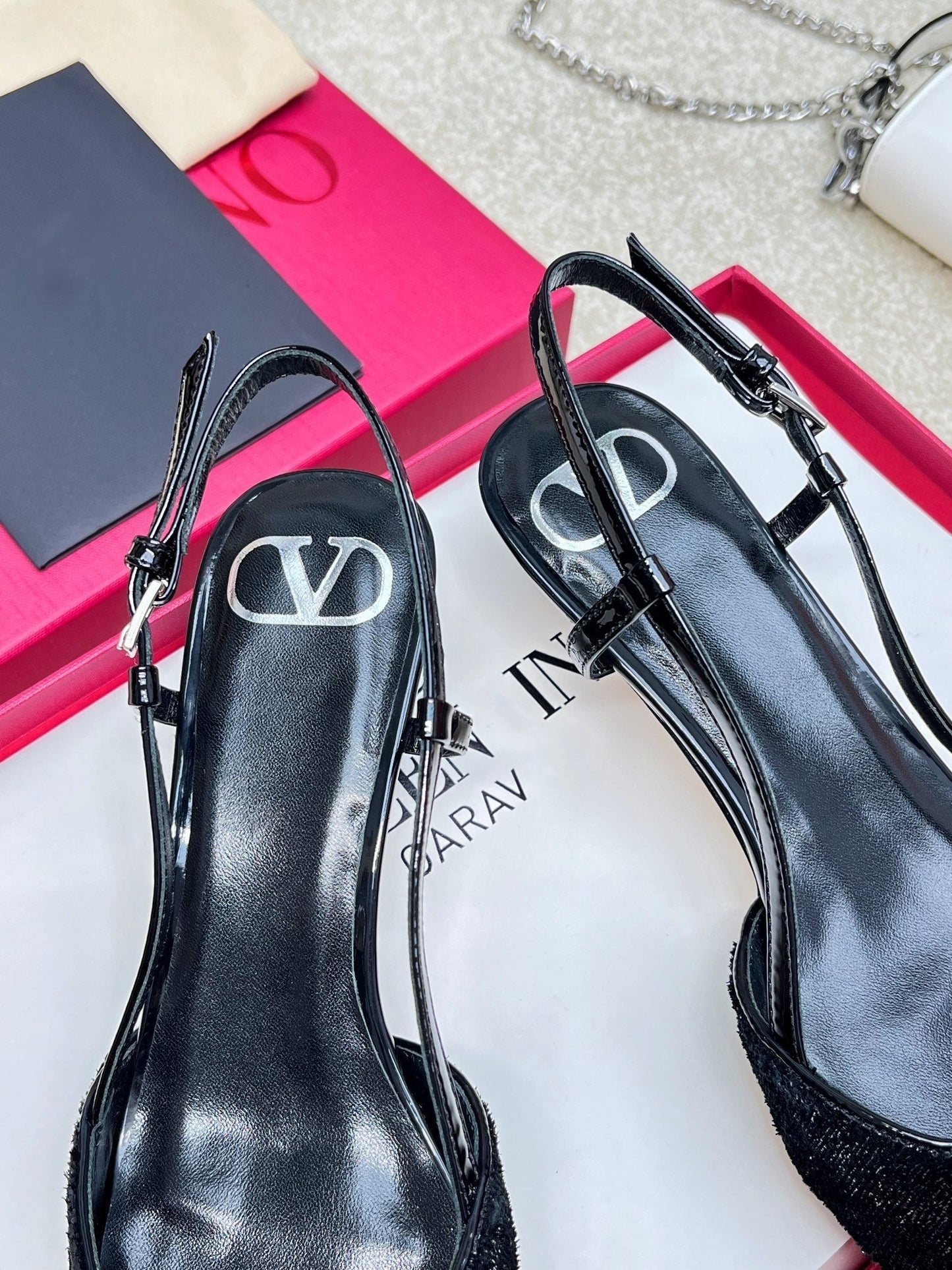 Vlogo Signature Slingback Rough Black Calfskin - 35 / 4cm