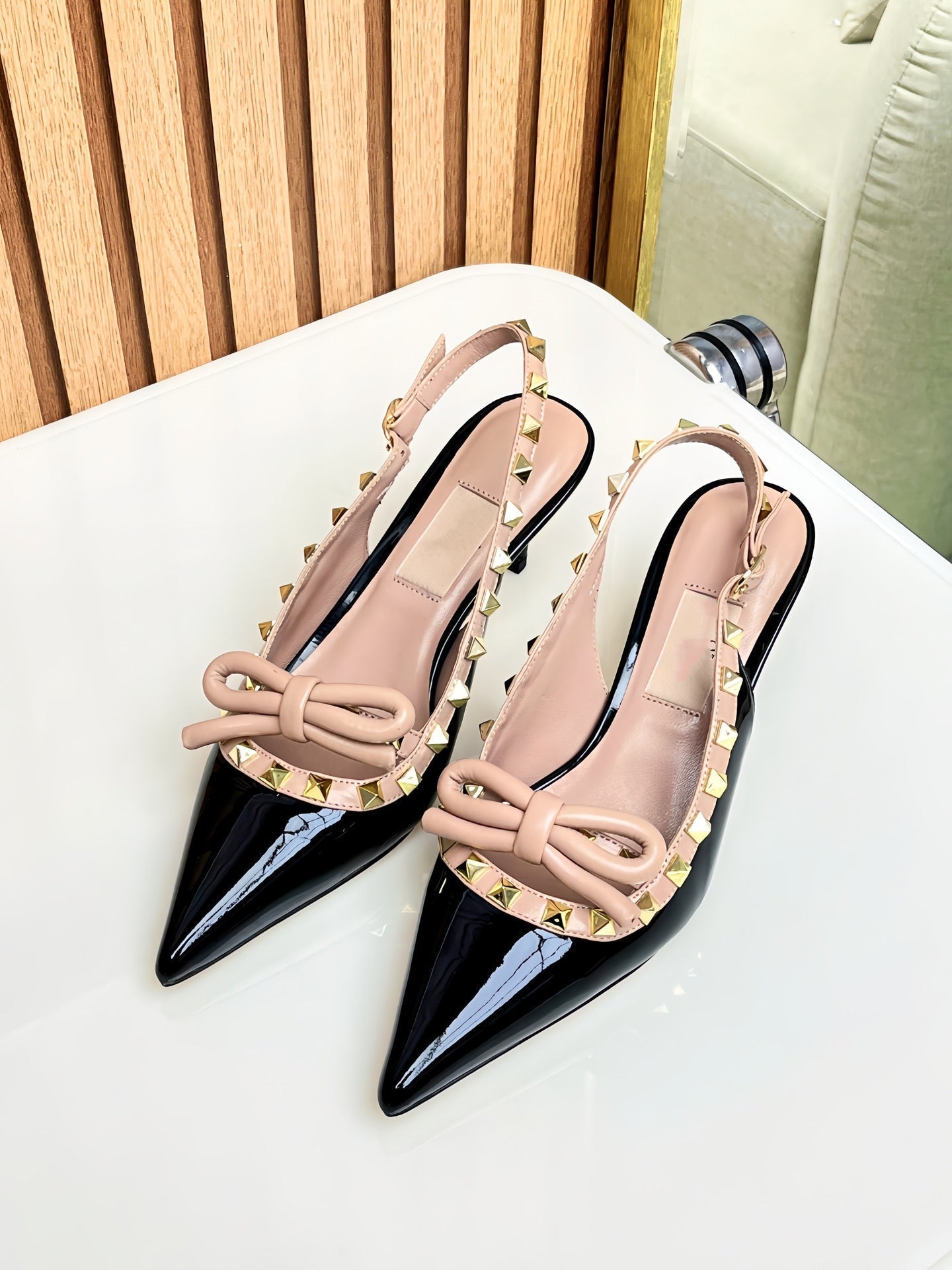 Rockstud Bow Slingback Black and Rose Cannelle Calfskin With Matching Studs - 35