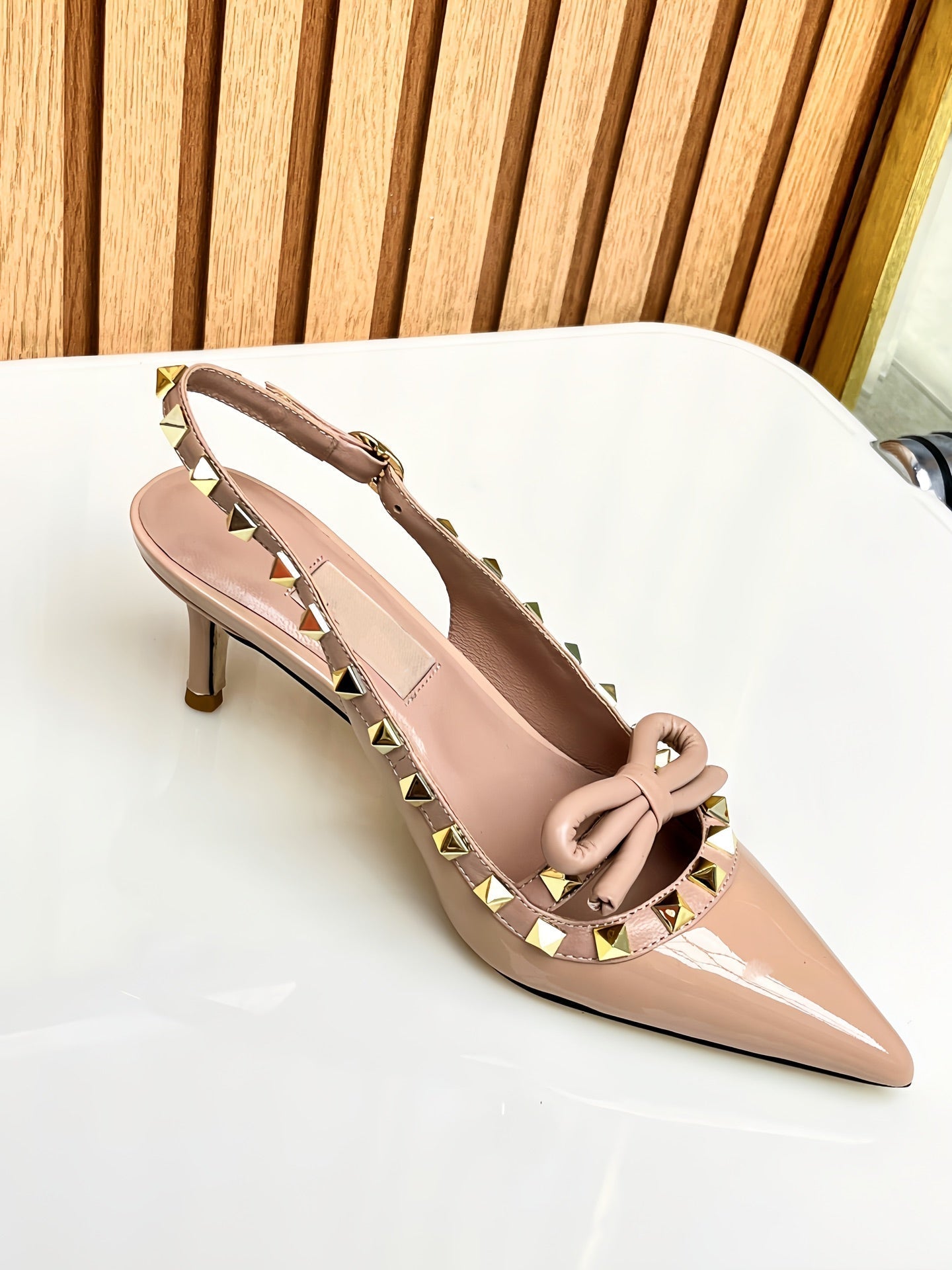 Rockstud Bow Slingback Rose Cannelle Calfskin With Matching Studs - 35