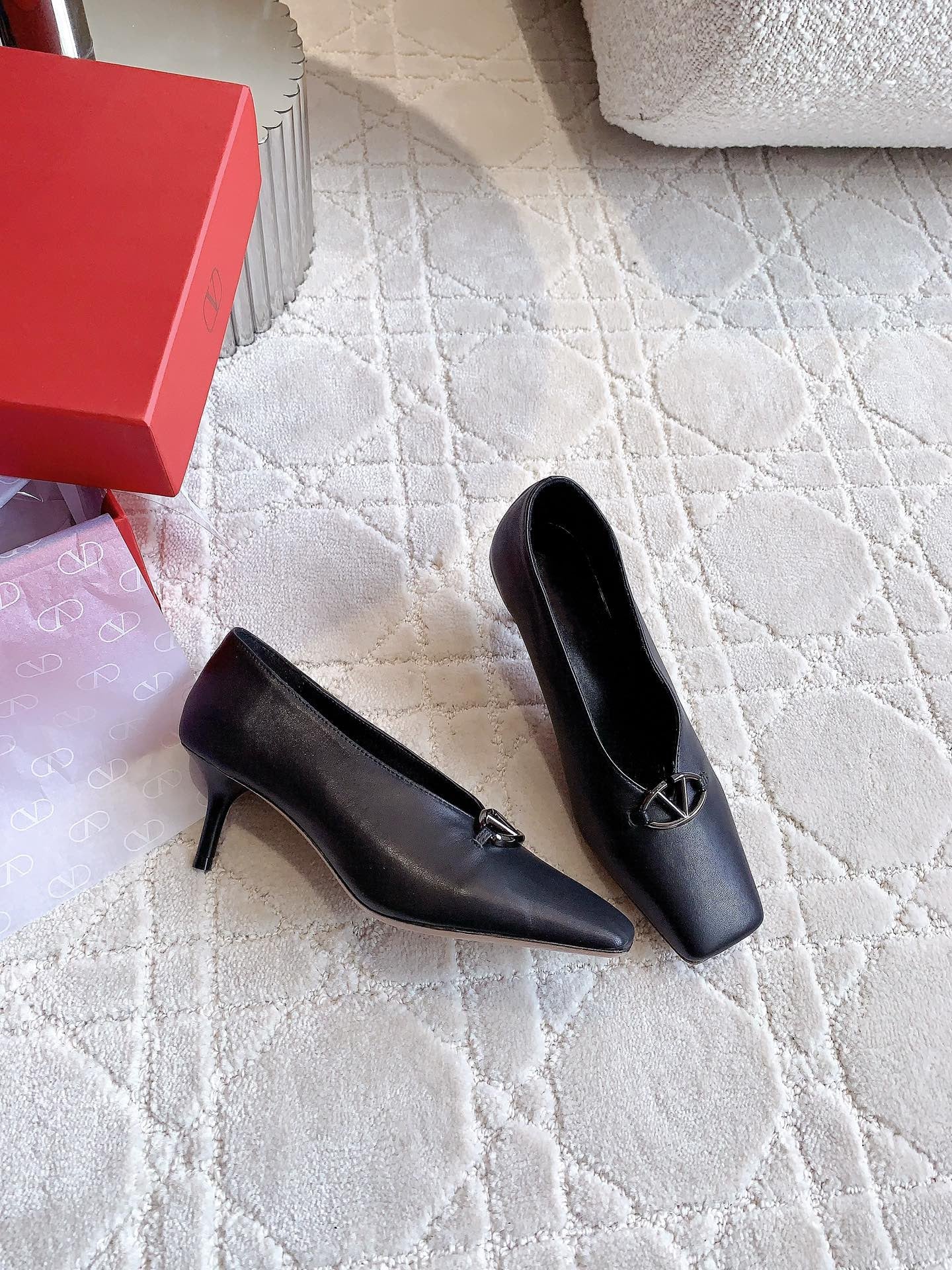 Vlogo Spool Square Toe Black - 35