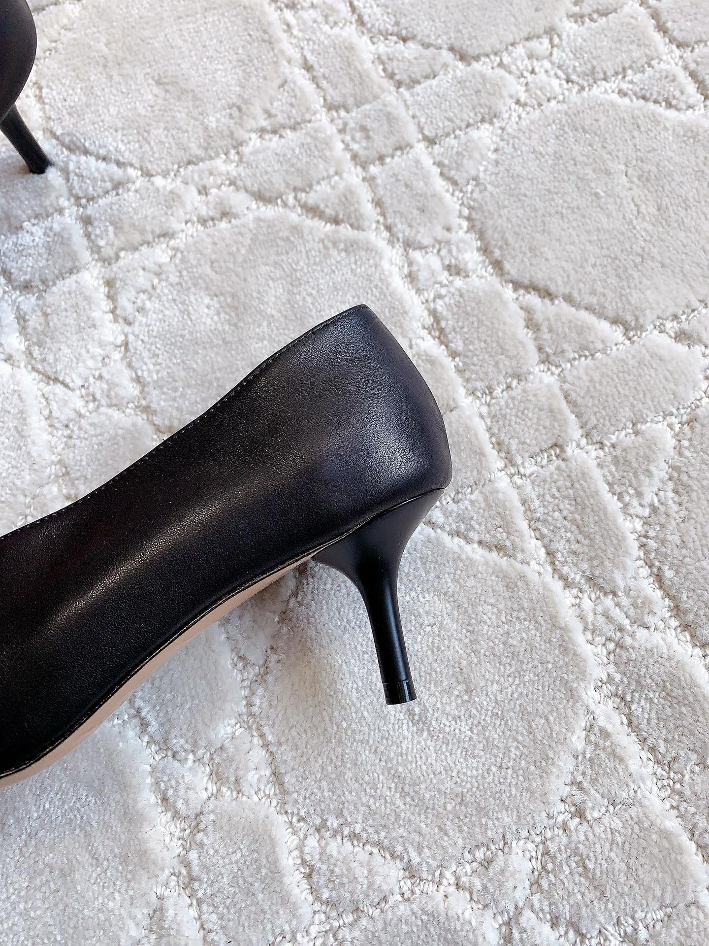 Vlogo Spool Square Toe Black - 35
