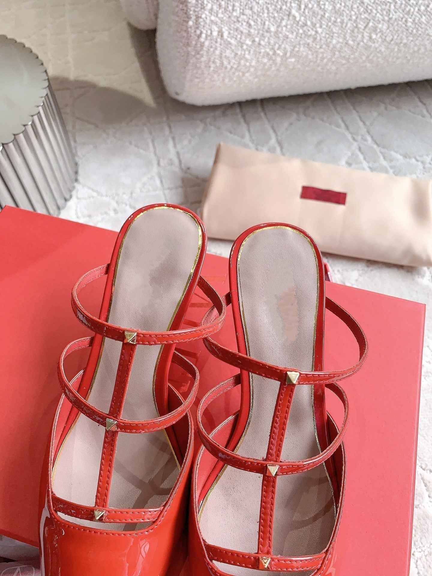Rockstud Wispy Calfskin Mule 65mm Shiny Red - 35