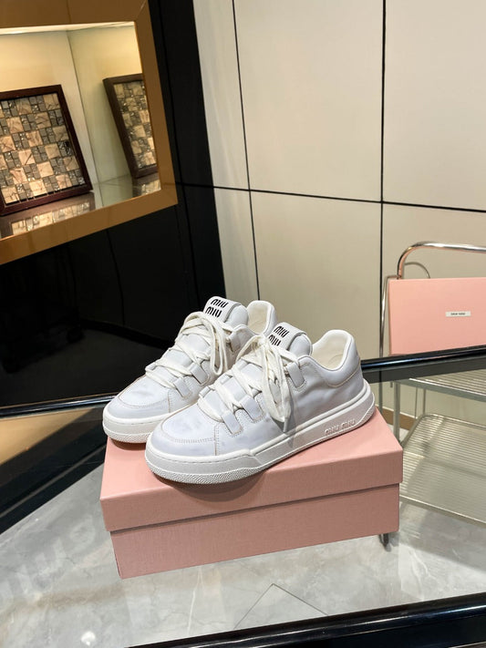 SKATEBOARD SNEAKERS IN OFF WHITE BLEACHED CALFSKIN - 35