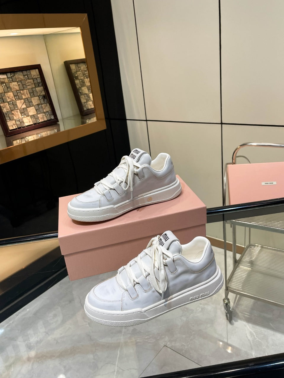 SKATEBOARD SNEAKERS IN OFF WHITE BLEACHED CALFSKIN - 35