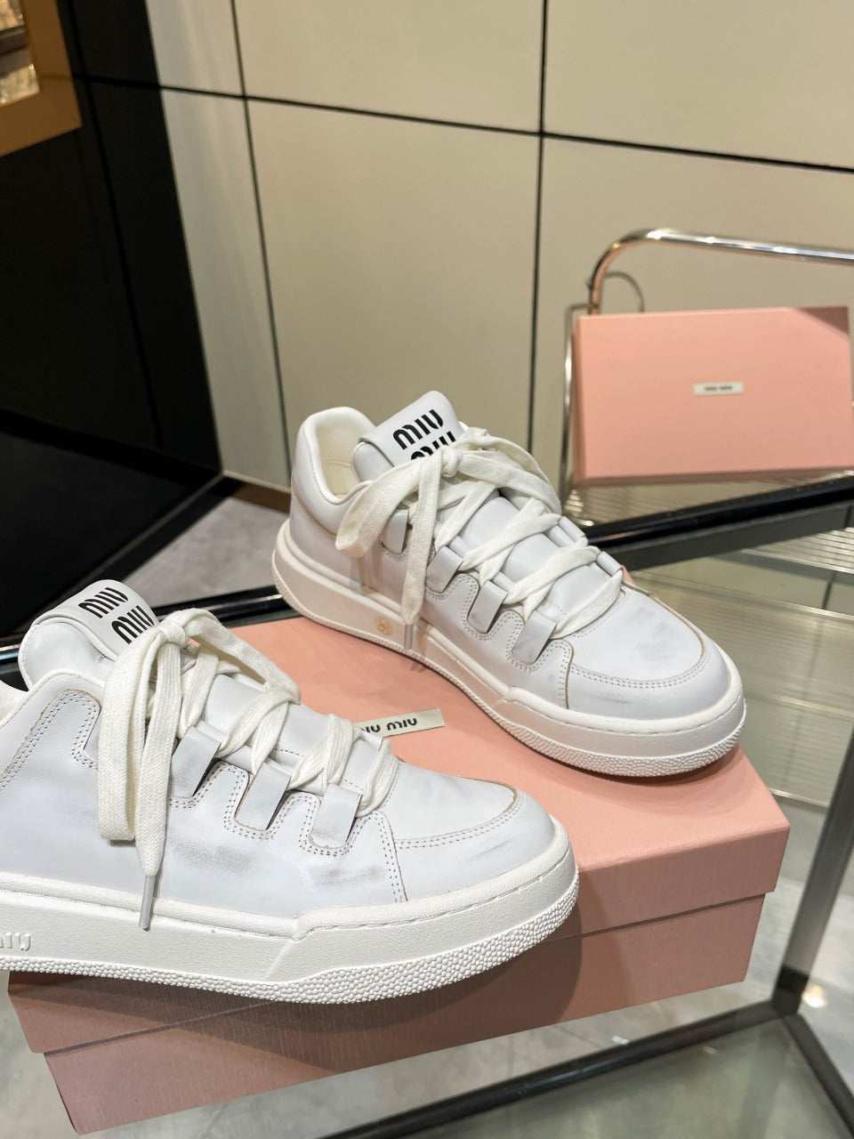 SKATEBOARD SNEAKERS IN OFF WHITE BLEACHED CALFSKIN - 35