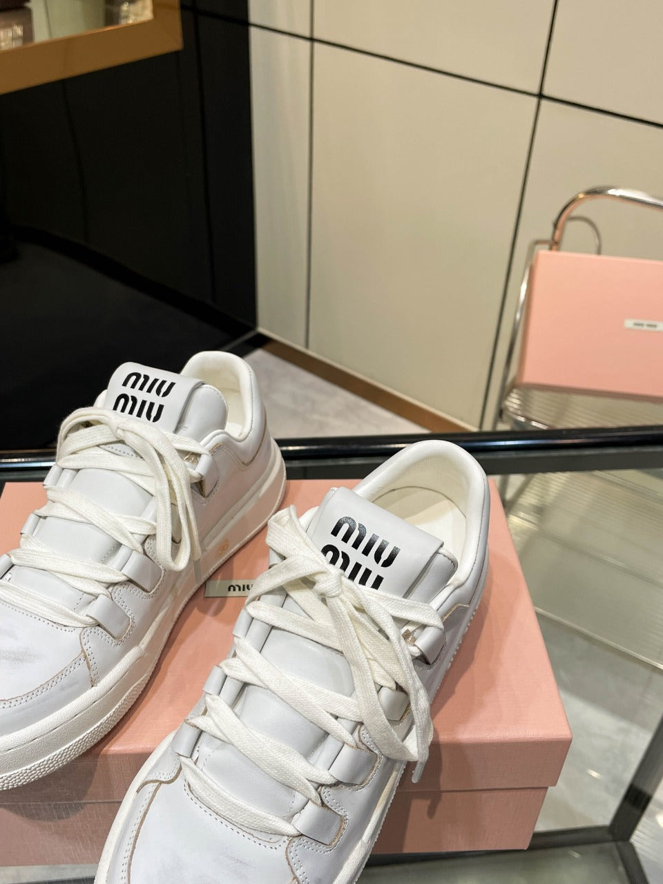 SKATEBOARD SNEAKERS IN OFF WHITE BLEACHED CALFSKIN - 35