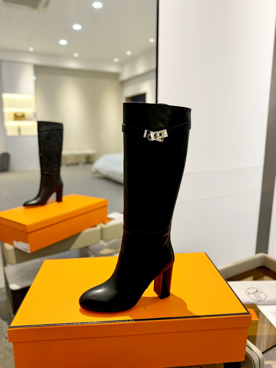 STORY BOOT 85MM IN BLACK CALFSKIN - 35