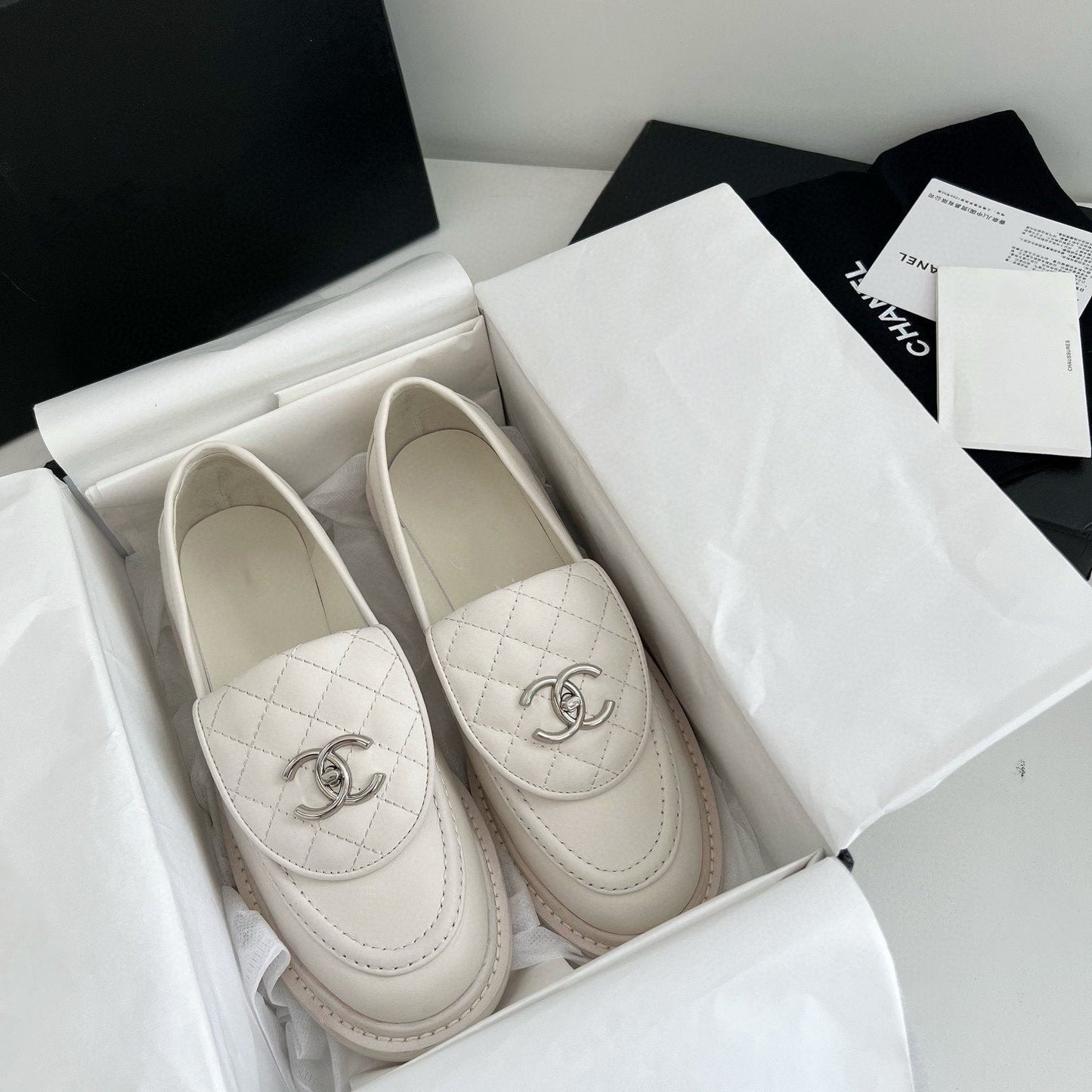 Moccasins White Quilted Calfskin Silver CC - 35