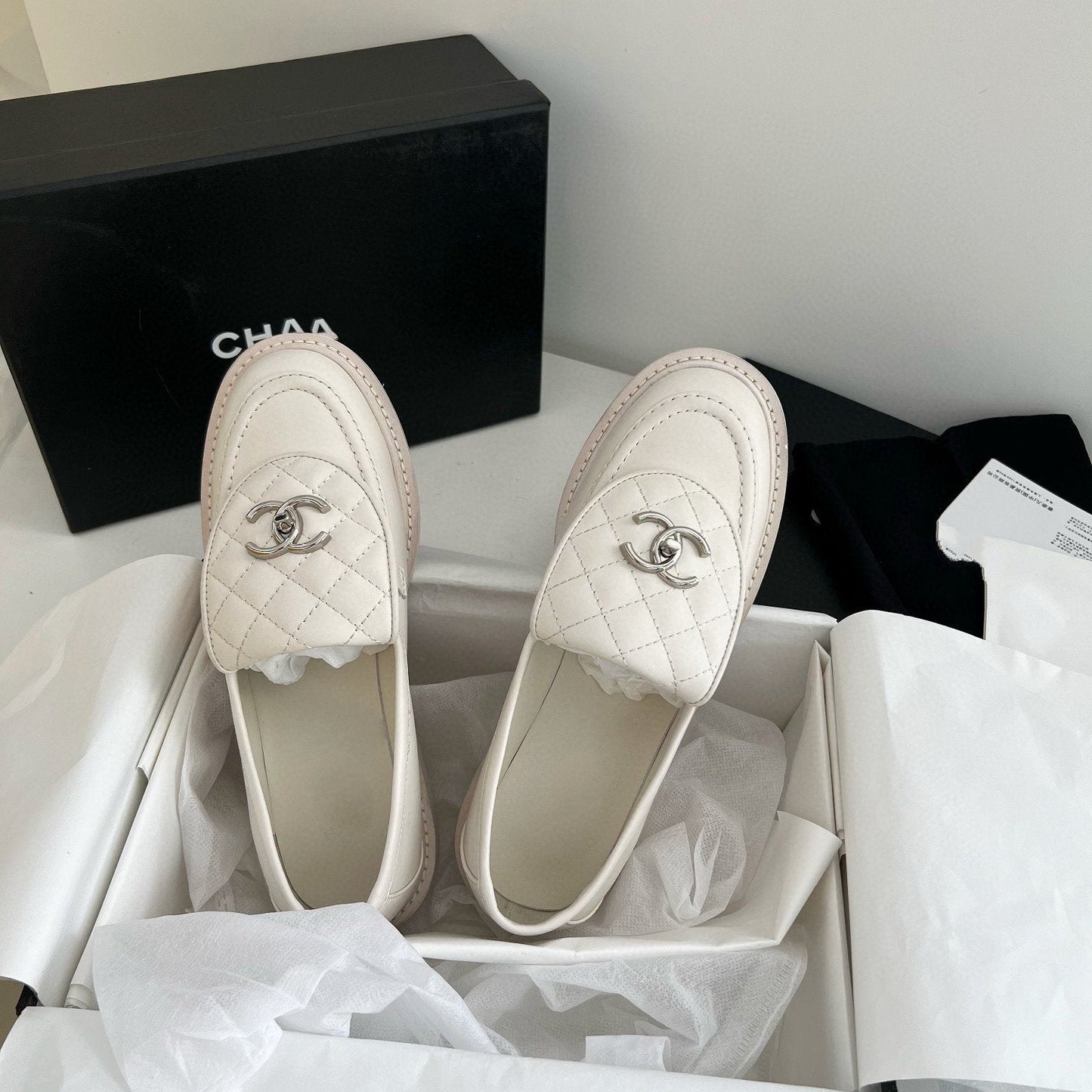 Moccasins White Quilted Calfskin Silver CC - 35